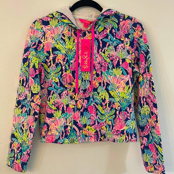 Lilly Pulitzer Tops - Lilly Pulitzer 🤩 hoodie sweatshirt